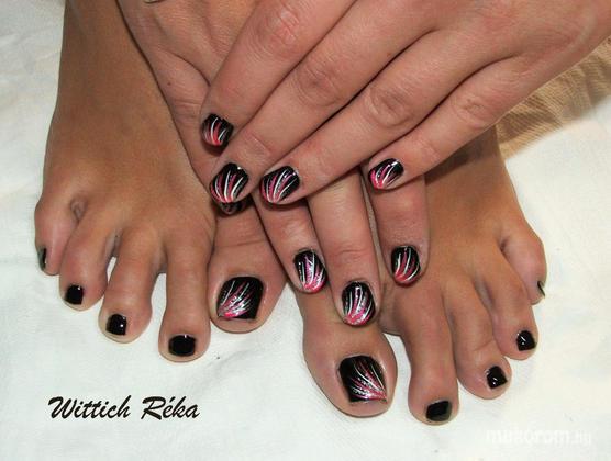 Wittich Réka - lakkozás - 2011-05-02 19:53