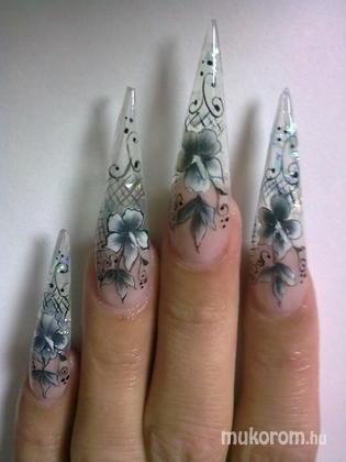 Attila köröm - Attila nail - 2011-08-16 07:25