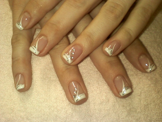 Vajdics Szilvia - Zselés körmök - 2010-02-22 15:27
