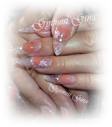 Gyimesi Gina - matricával - 2011-03-03 13:47