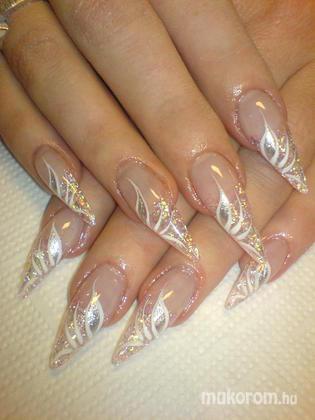 Hajas Ildikó - Jégfóliás stiletto - 2011-03-26 13:48
