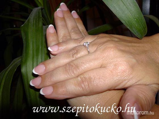 Kmettyné Adácsi Anita - Épített zselé - 2011-11-06 18:09