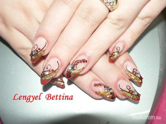 Lengyel Bettina - piros arany - 2012-01-10 12:07